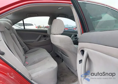 2009 Toyota Camry Le z USA, uszkodzony, nr VIN 4T1BE46K49U400557